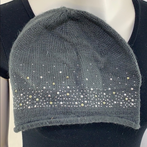Accessories - Gray beanie with rhinestones